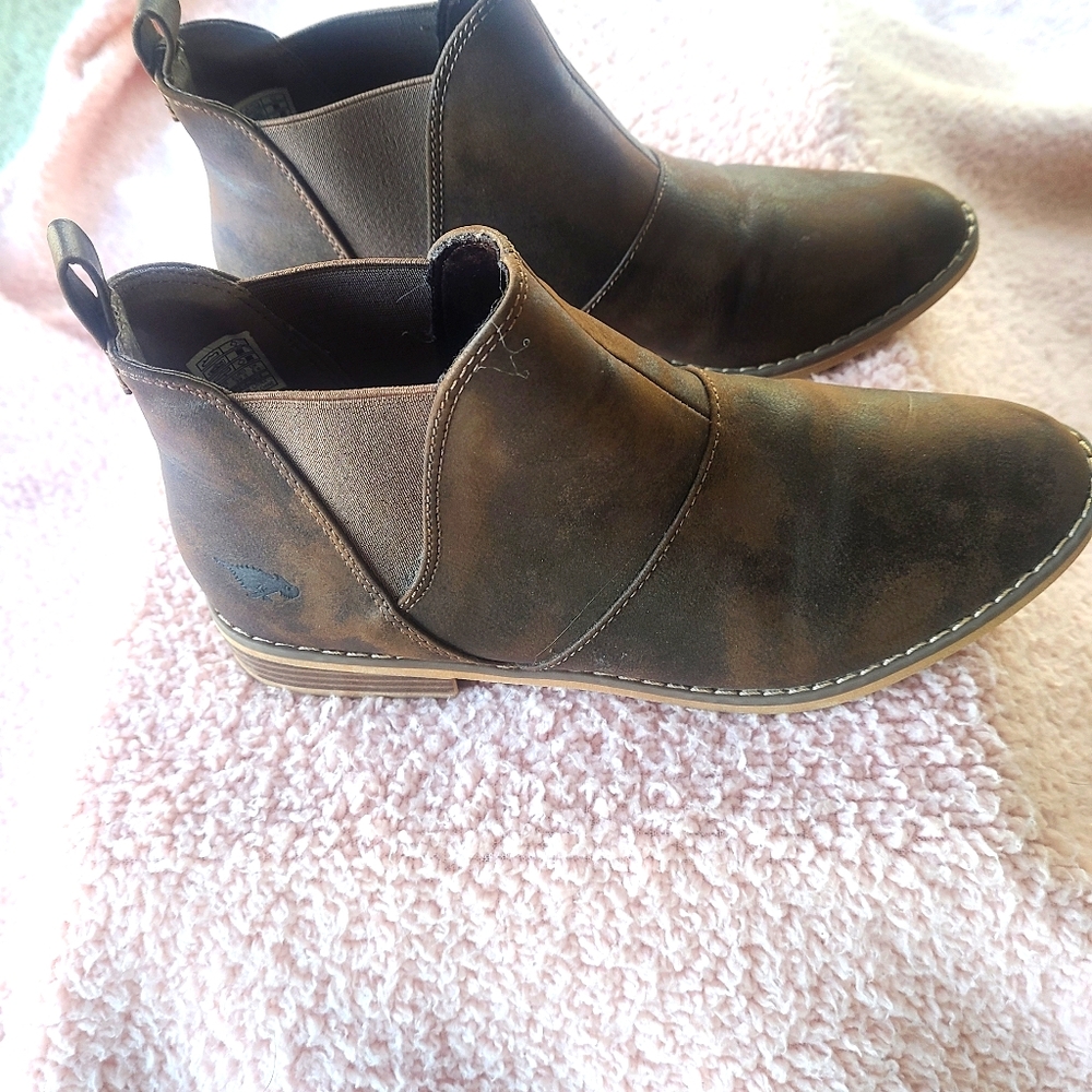 Ankle boots, Rocket dog, brown size 9